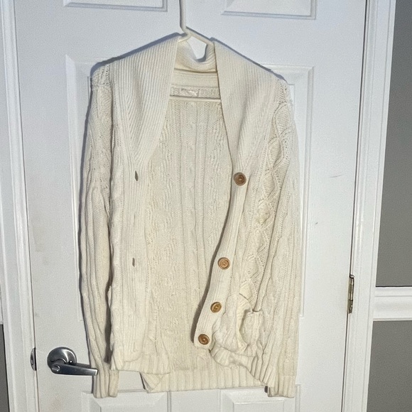 Cardigan - Picture 1 of 3